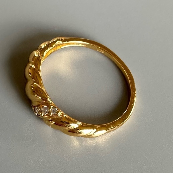 14k Gold finish Sterling Silver Classic Gold Twist CZ Ring - Picture 8 of 17